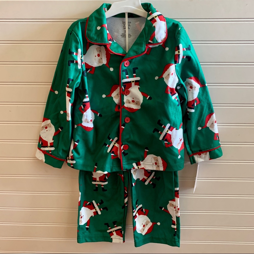 NWT Carter's 2 piece Santa Pajamas size 2T - Picture 1 of 8